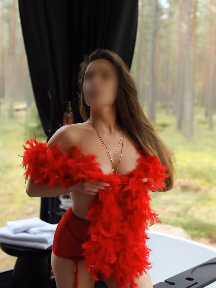 Полина