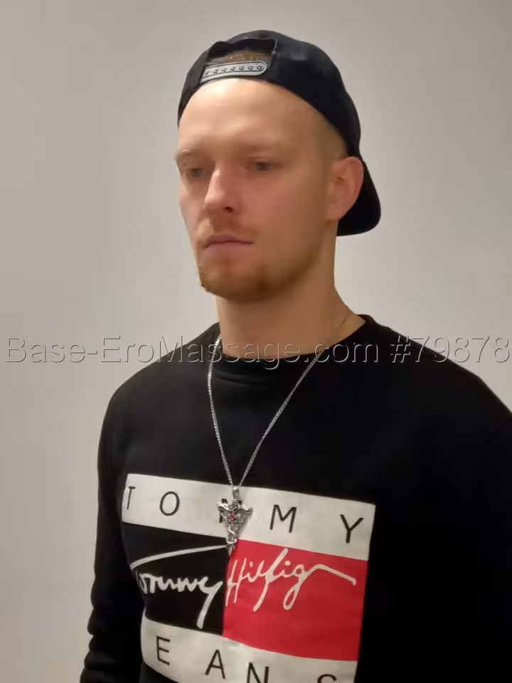 Максим