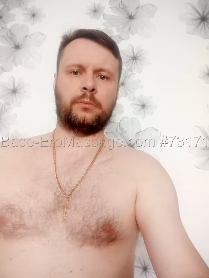 Максим