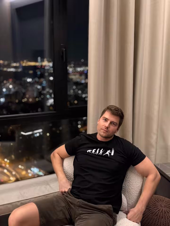 Александр