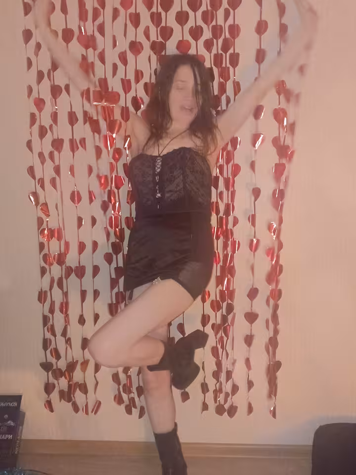 алина