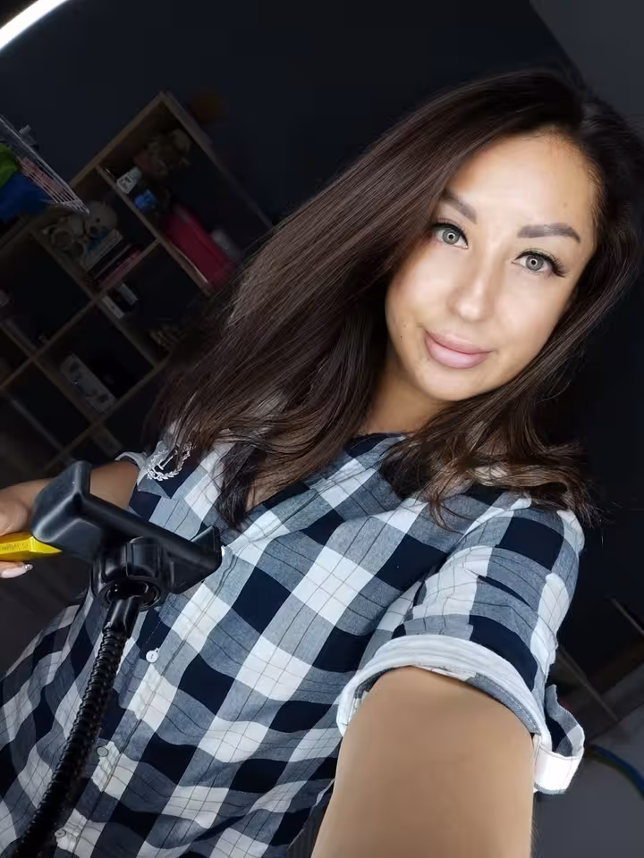 Яна
