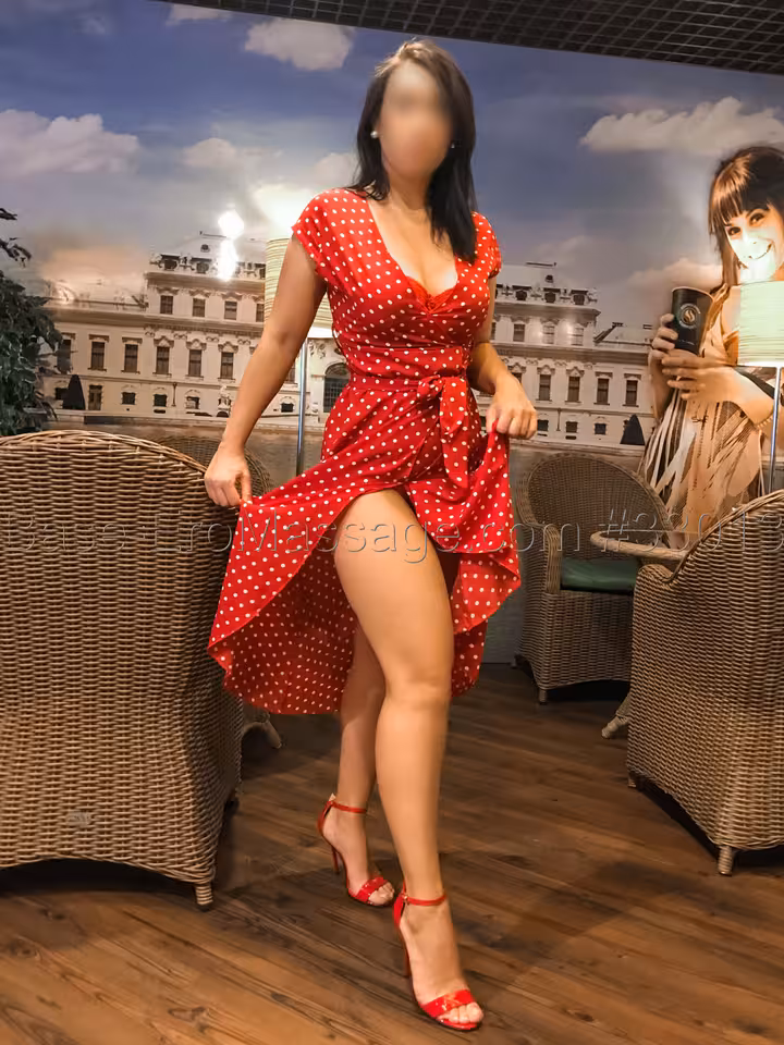 Катя