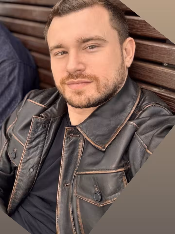 Александр
