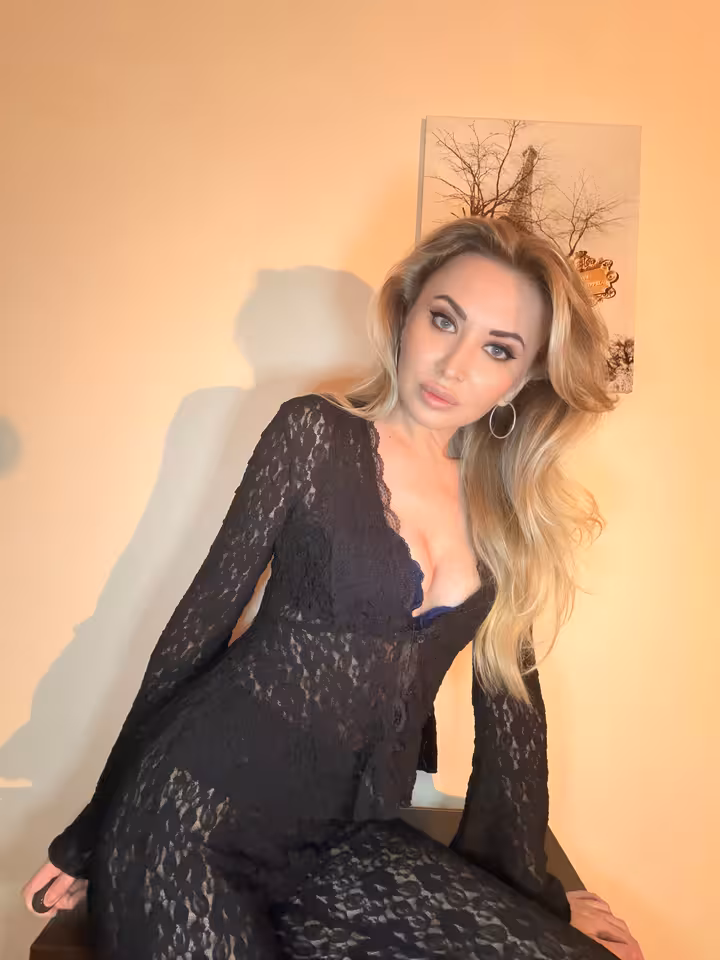 Аня