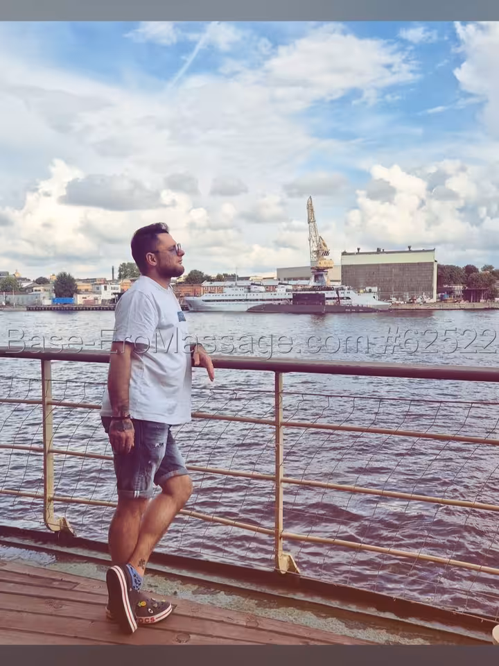 Александр