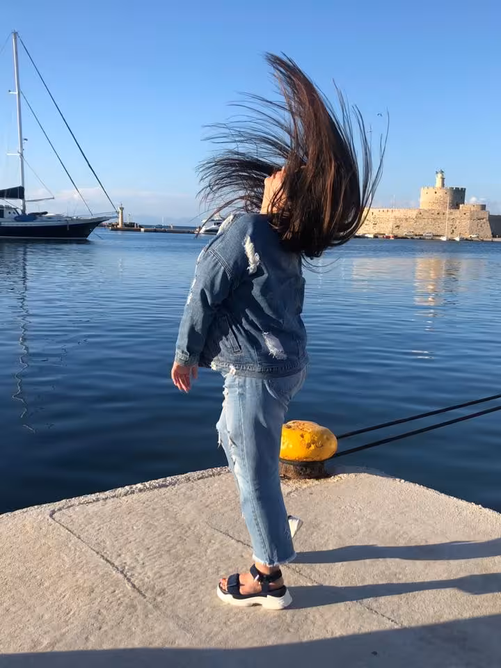 Алина
