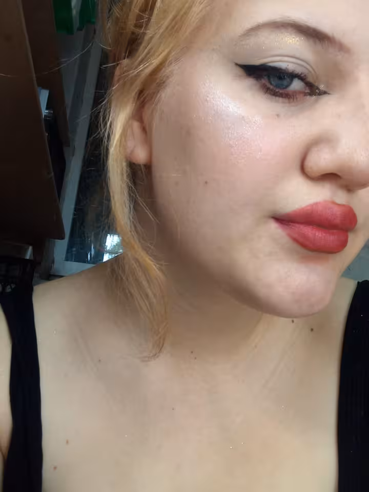 Ева