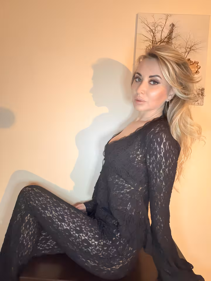 Аня