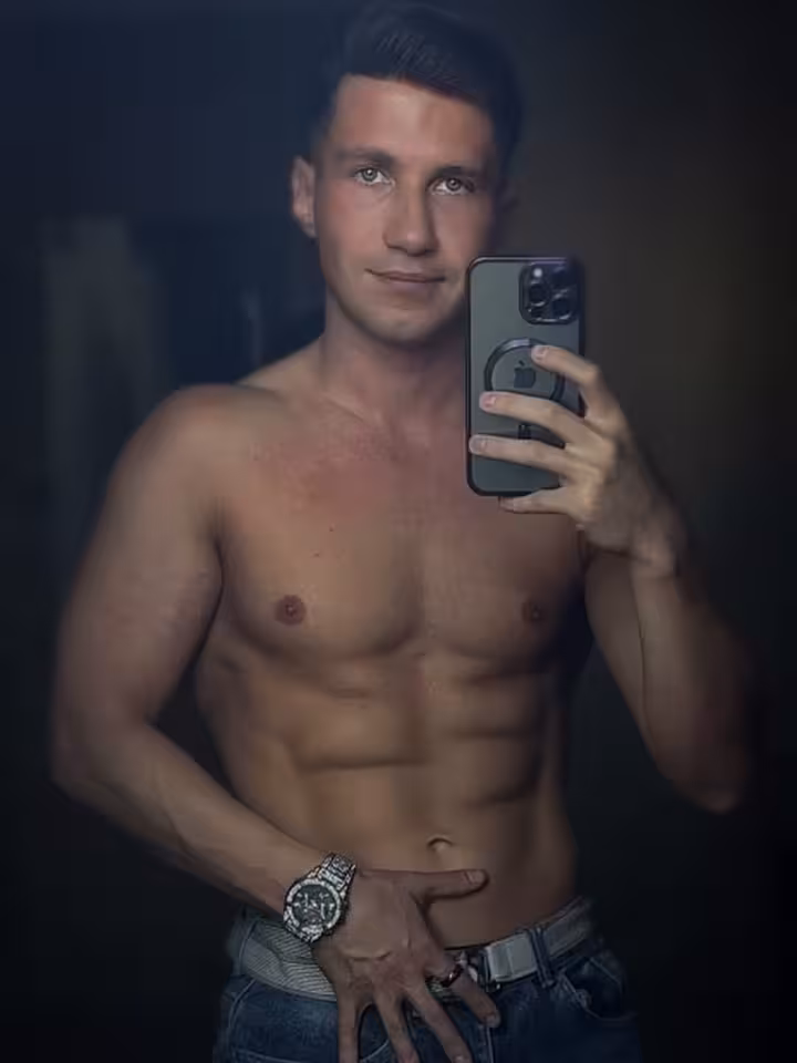 Александр