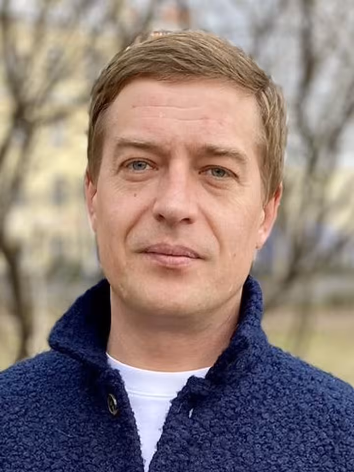 Максим