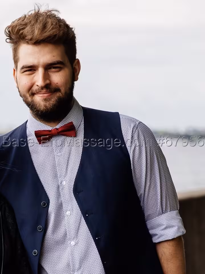 Максим